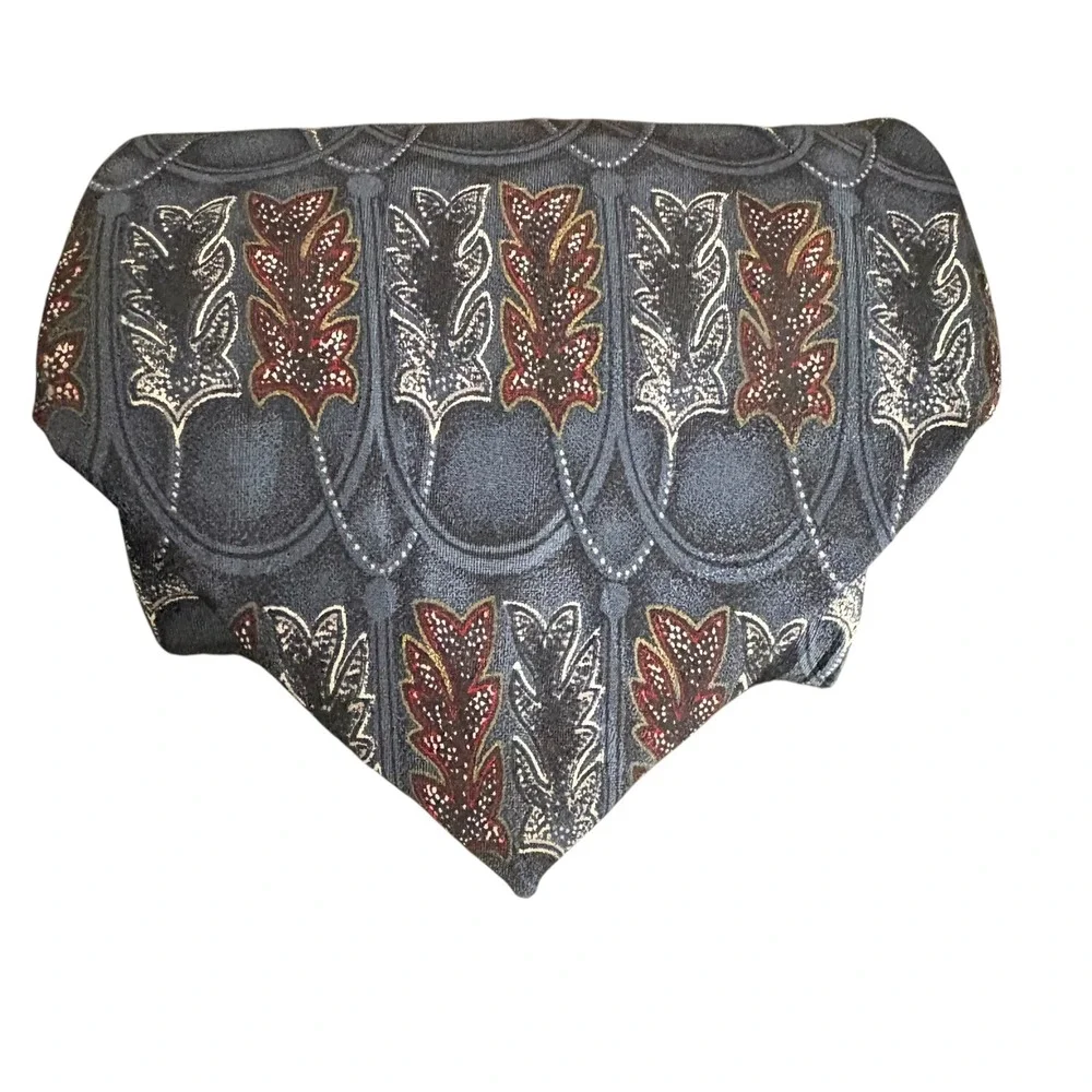Evan-Picone 100% Silk Tie Blue Red Leaf Pattern USA Vintage‎ Men's Neckwear